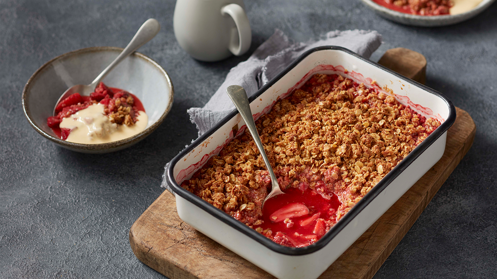 Strawberry crumble