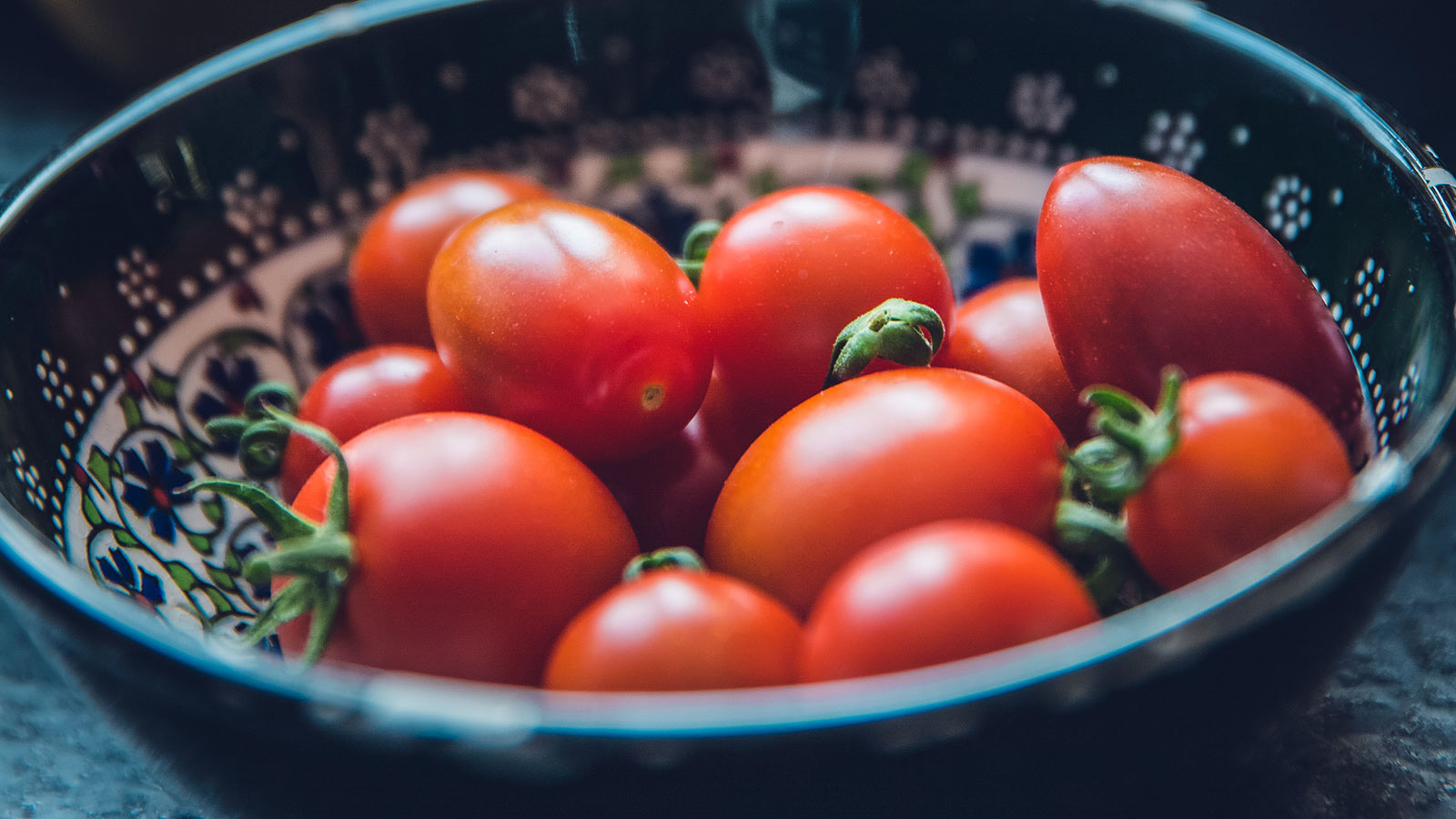 NEFF Featured How To Store Tomatoes 