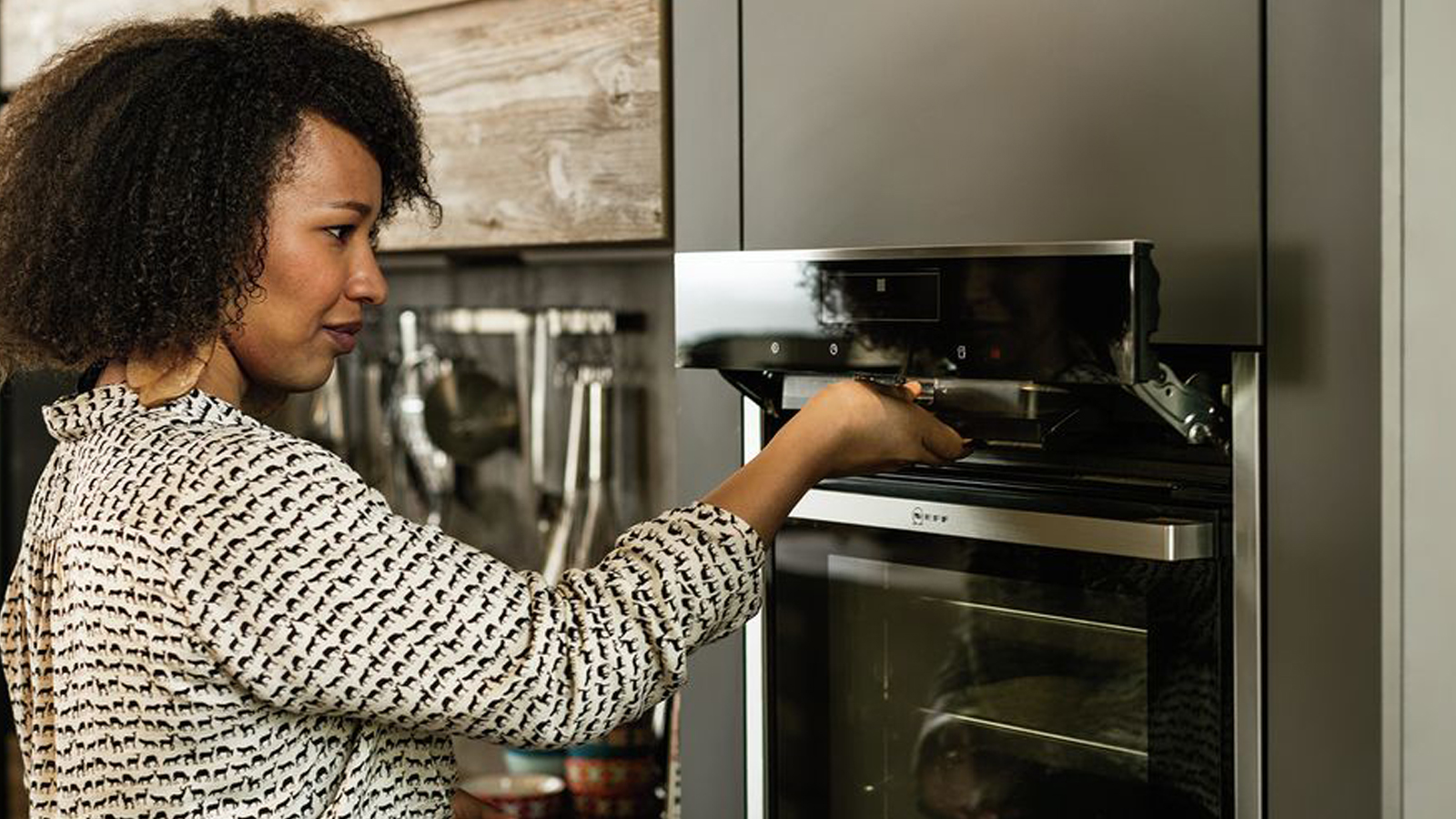 What Are Steam Ovens? — Benefits of Cooking With Steam