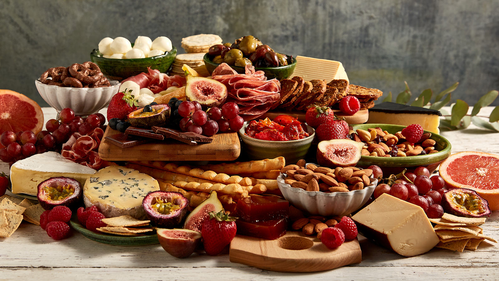 How to make a show-stopping grazing board - The NEFF Kitchen