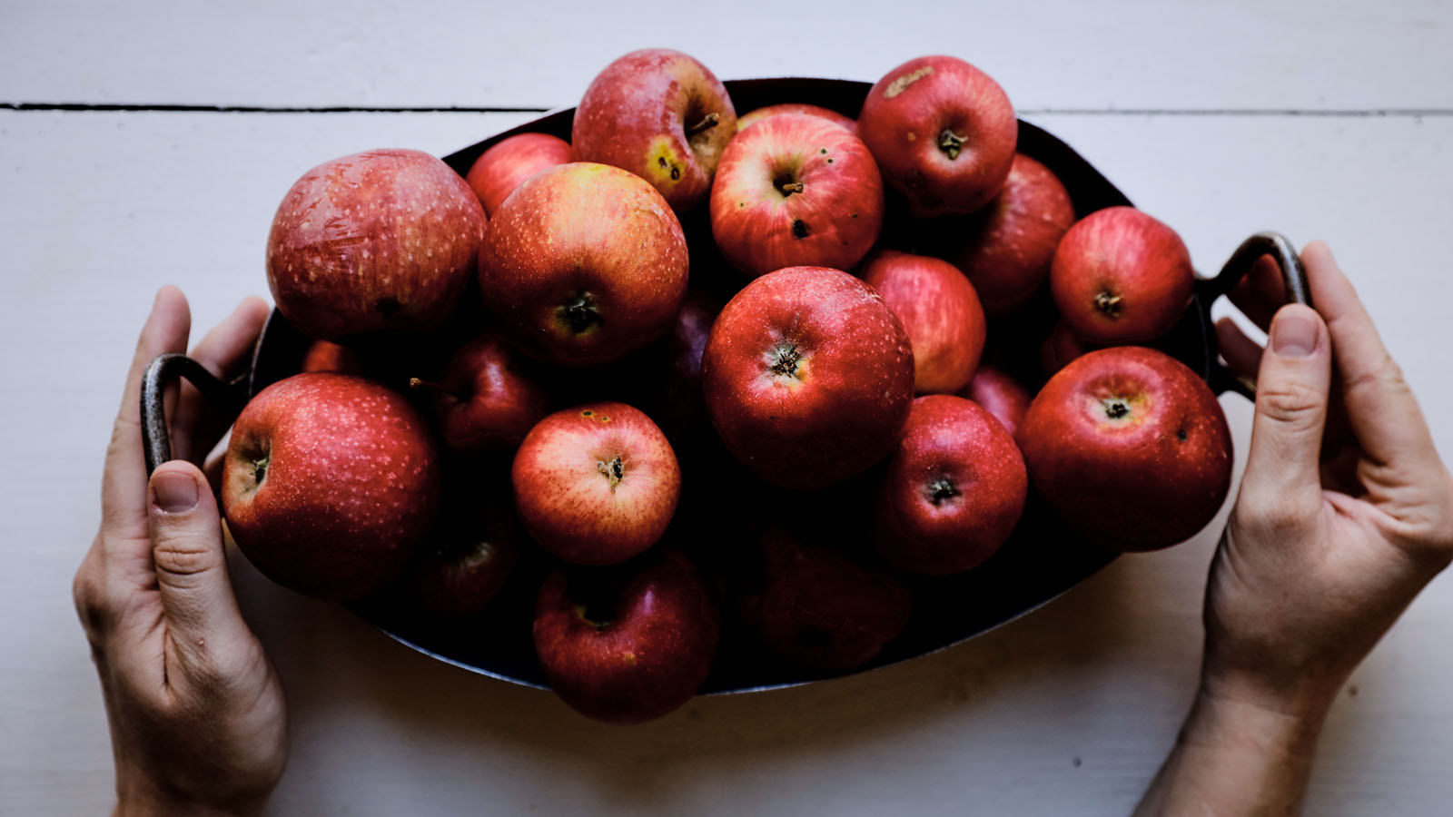 The Best Apples for Baking, Cooking and Eating Raw