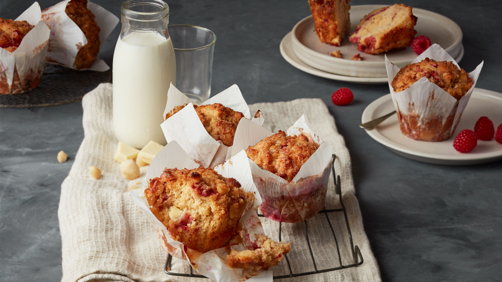 Rapsberry and white chocolate muffins
